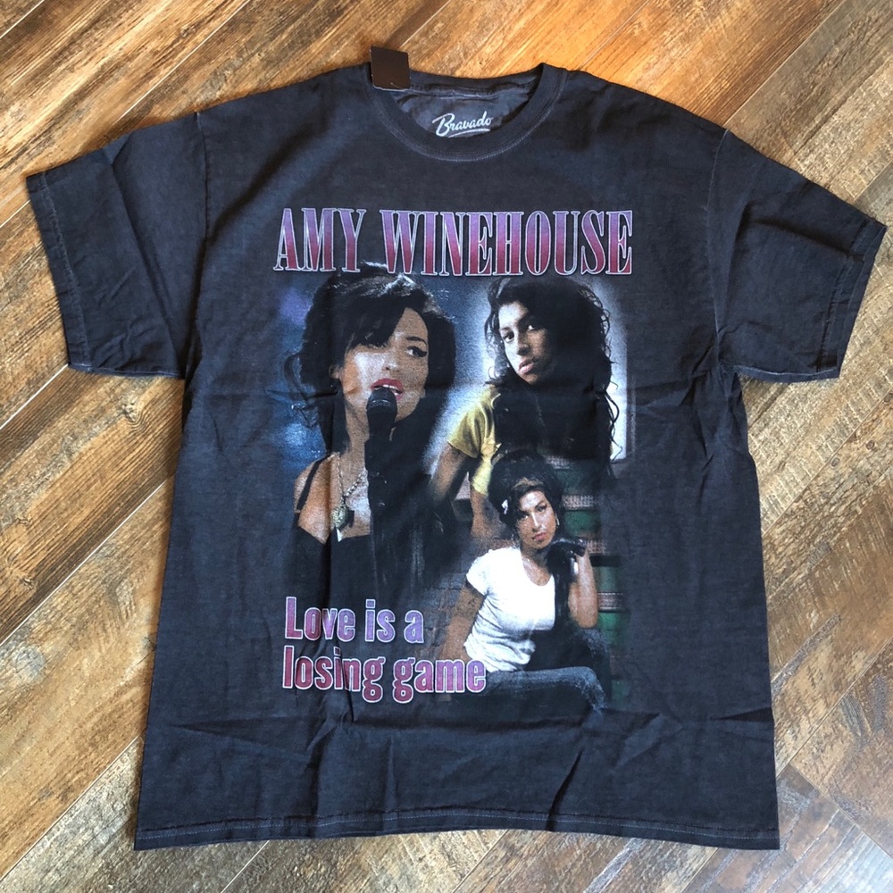 Brand New Amy Winehouse Short Sleeve Tee*RUNS BIG*